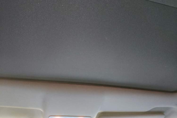 Used Land X7 2015 2.0T Panoramic Prestige Edition Headliner