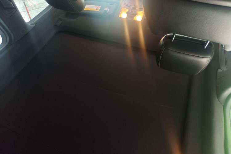 Used Land X7 2015 2.0T Panoramic Flagship Edition Headliner