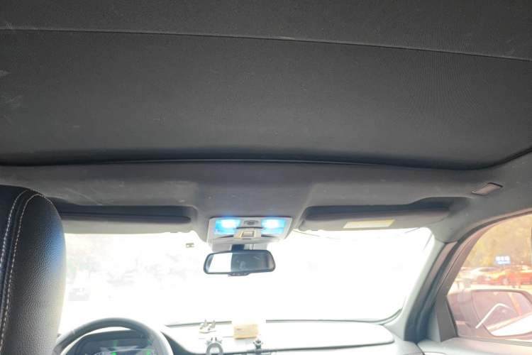 Used Land X7 2015 2.0T Panoramic Prestige Edition Headliner