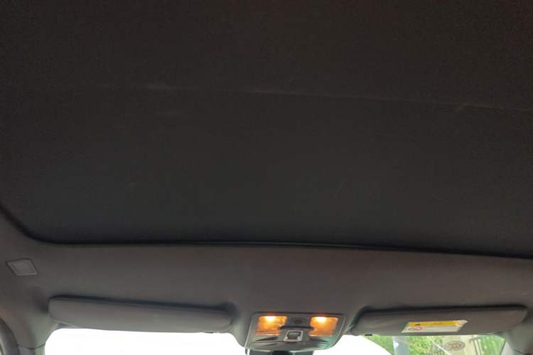 Used Land X7 2015 2.0T Panoramic Prestige Edition Headliner
