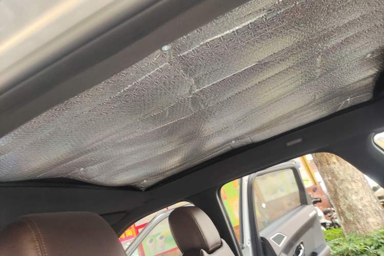 Used Land X7 2015 2.0T Panoramic Prestige Edition Headliner