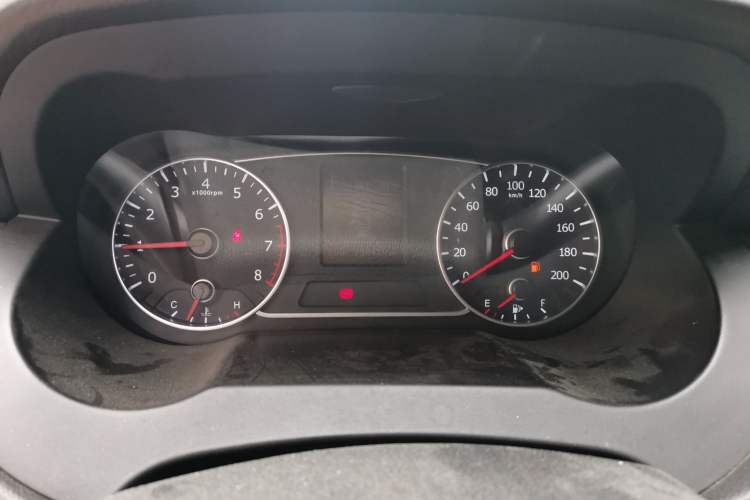 Used Land X7 2015 2.0T Panoramic Prestige Edition Instrument Cluster