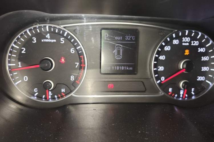 Used Land X7 2015 2.0T Panoramic Flagship Edition Instrument Cluster
