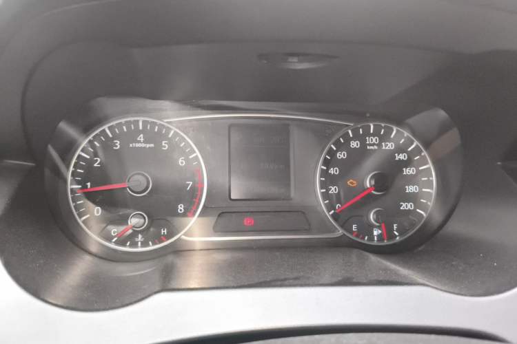 Used Land X7 2015 2.0T Panoramic Prestige Edition Instrument Cluster
