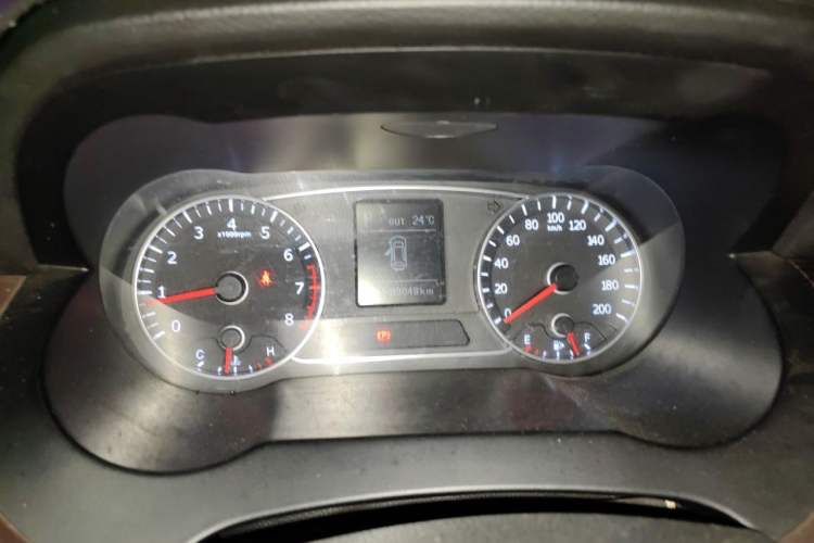 Used Land X7 2015 2.0T Panoramic Prestige Edition Instrument Cluster