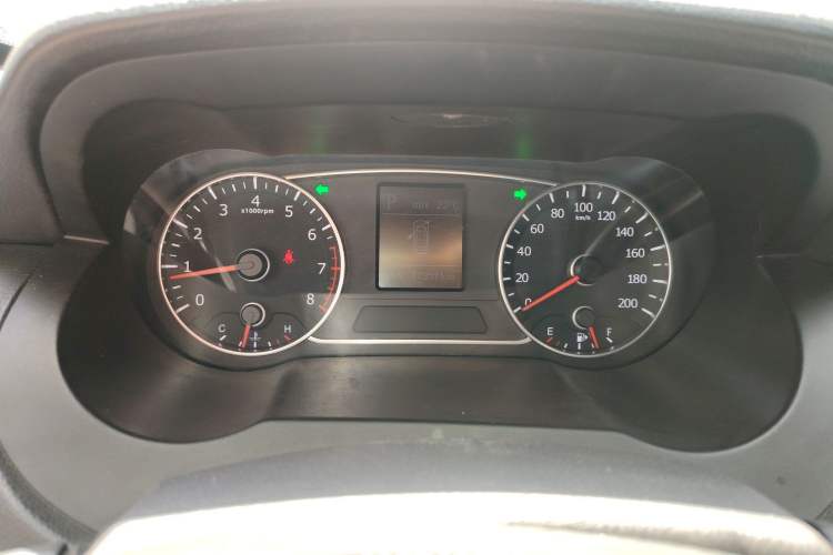 Used Land X7 2015 2.0T Panoramic Prestige Edition Instrument Cluster