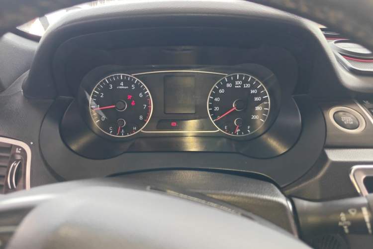 Used Land X7 2015 2.0T Panoramic Flagship Edition Instrument Cluster