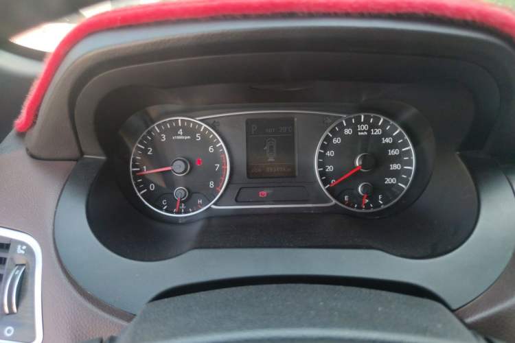 Used Land X7 2015 2.0T Panoramic Prestige Edition Instrument Cluster