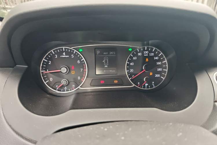 Used Land X7 2015 2.0T Panoramic Flagship Edition Instrument Cluster