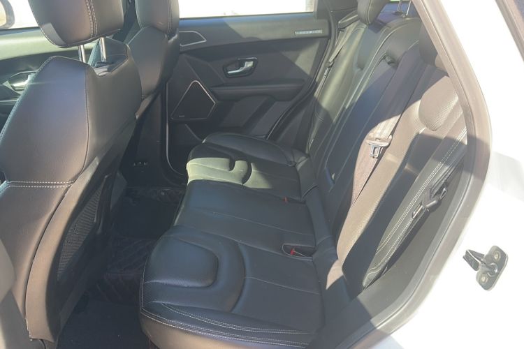 Used Land X7 2015 2.0T Panoramic Prestige Edition Interior 1