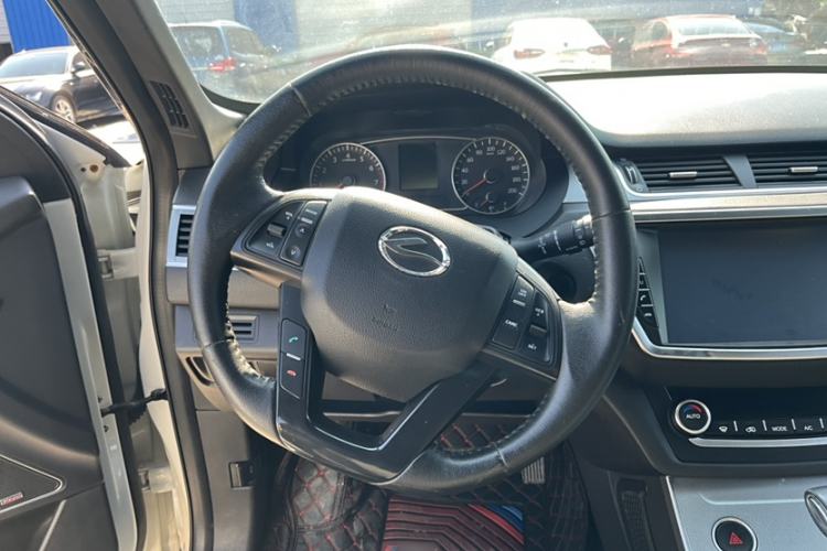 Used Land X7 2015 2.0T Panoramic Luxury Edition Interior 3
