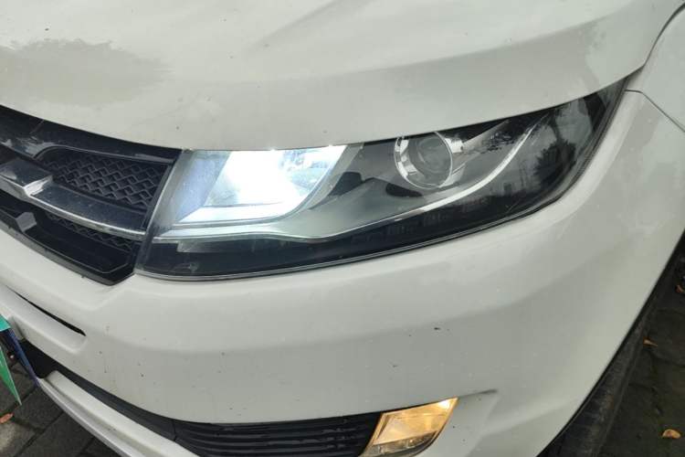 Used Land X7 2015 2.0T Panoramic Prestige Edition Left Front Headlight