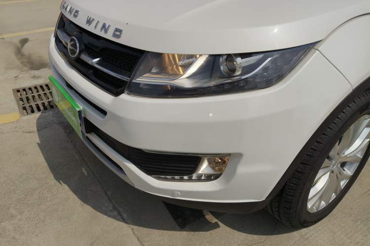 Used Land X7 2015 2.0T Panoramic Prestige Edition Left Front Headlight