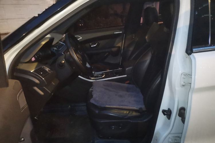 Used Land X7 2015 2.0T Panoramic Prestige Edition Left Front Seat