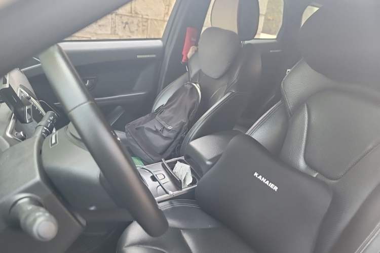 Used Land X7 2015 2.0T Panoramic Prestige Edition Left Front Seat
