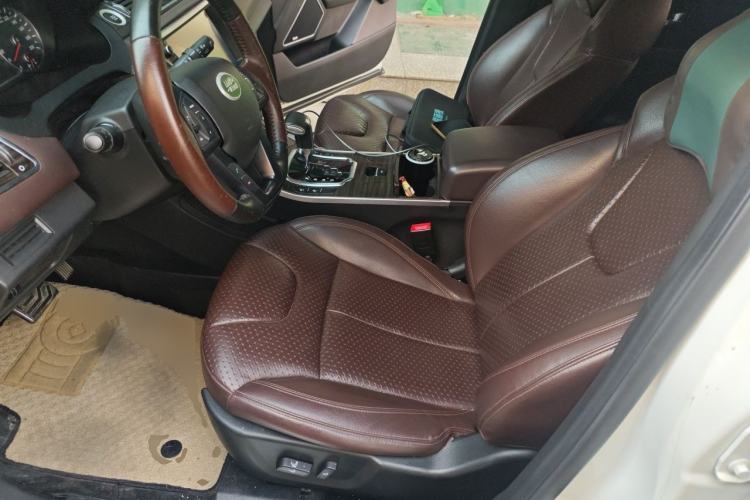 Used Land X7 2015 2.0T Panoramic Prestige Edition Left Front Seat
