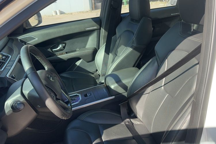 Used Land X7 2015 2.0T Panoramic Prestige Edition Left Front Seat