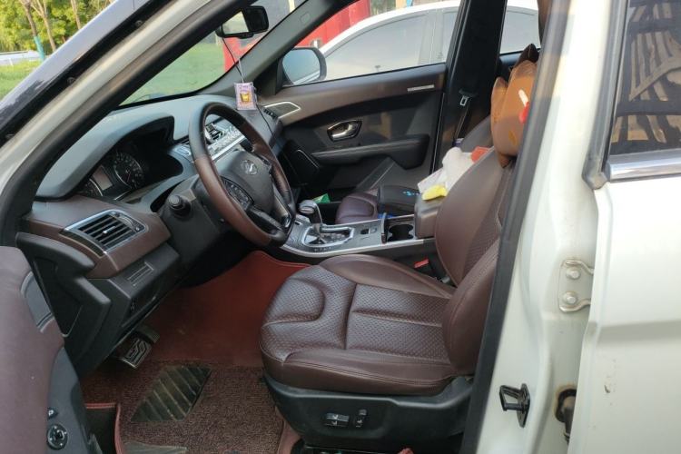 Used Land X7 2015 2.0T Panoramic Prestige Edition Left Front Seat