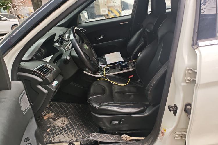 Used Land X7 2015 2.0T Panoramic Prestige Edition Left Front Seat
