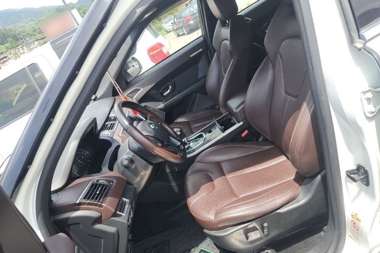 Used Land X7 2015 2.0T Panoramic Prestige Edition Left Front Seat