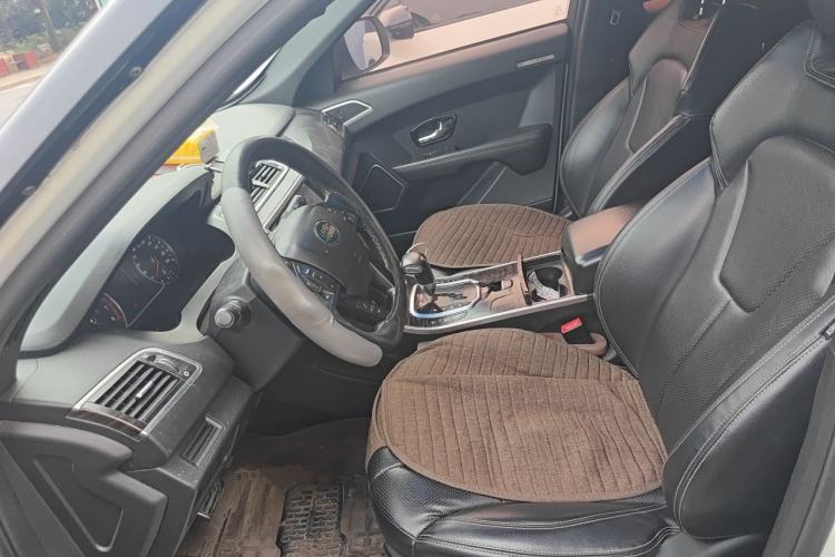 Used Land X7 2015 2.0T Panoramic Prestige Edition Left Front Seat