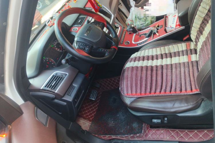 Used Land X7 2015 2.0T Panoramic Prestige Edition Left Front Seat