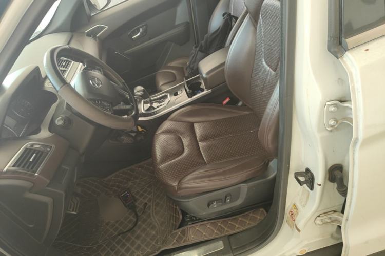 Used Land X7 2015 2.0T Panoramic Prestige Edition Left Front Seat