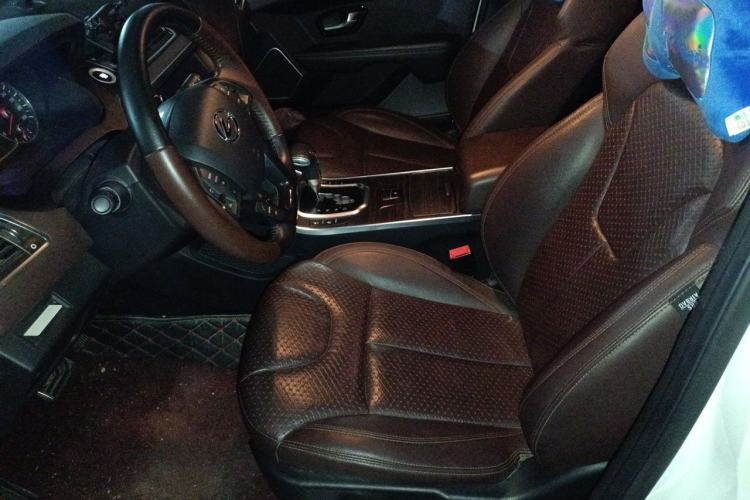Used Land X7 2015 2.0T Panoramic Prestige Edition Left Front Seat