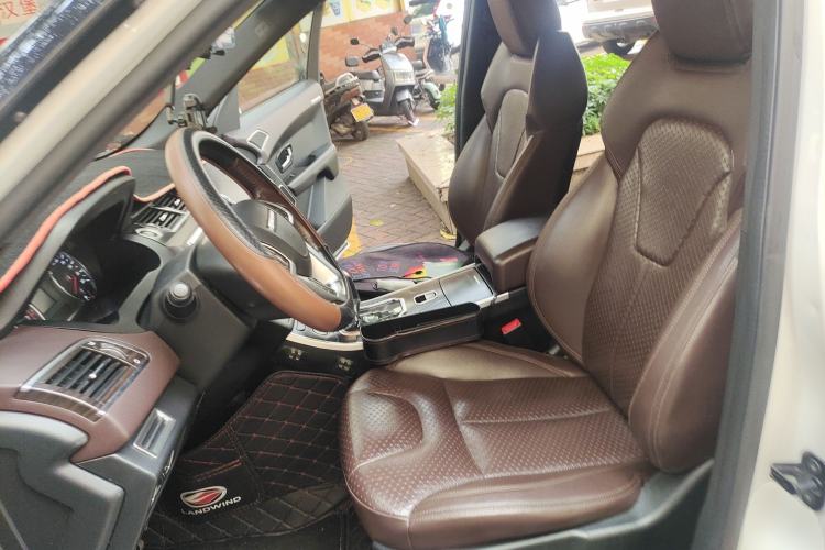 Used Land X7 2015 2.0T Panoramic Prestige Edition Left Front Seat