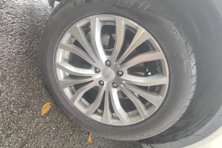 Used Land X7 2015 2.0T Panoramic Prestige Edition Left Front Wheel Hub
