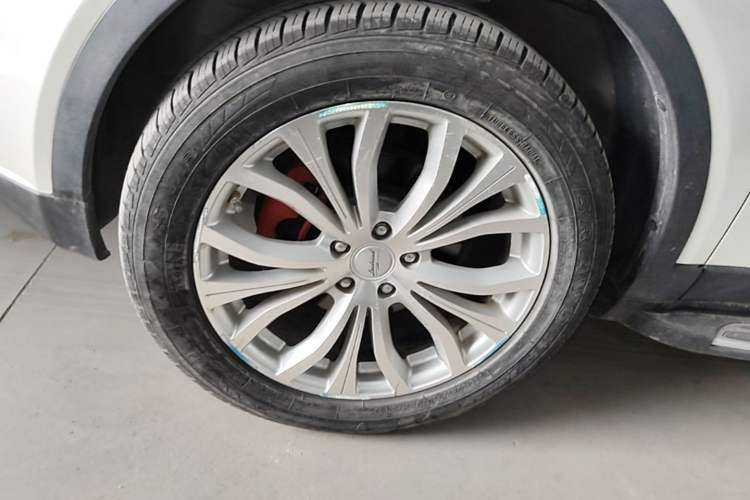 Used Land X7 2015 2.0T Panoramic Flagship Edition Left Front Wheel Hub