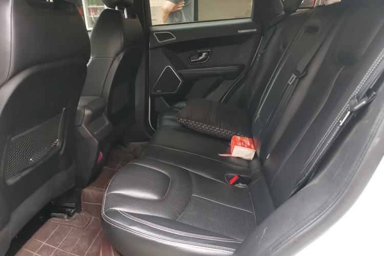 Used Land X7 2015 2.0T Panoramic Prestige Edition Left Rear Seat