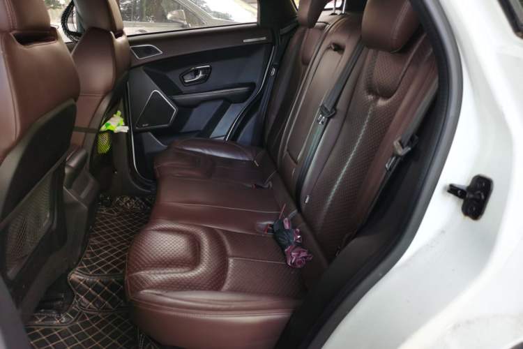 Used Land X7 2015 2.0T Panoramic Prestige Edition Left Rear Seat