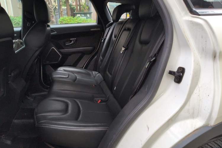 Used Land X7 2015 2.0T Panoramic Prestige Edition Left Rear Seat