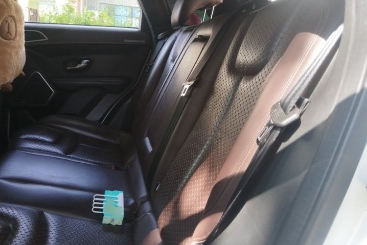 Used Land X7 2015 2.0T Panoramic Prestige Edition Left Rear Seat
