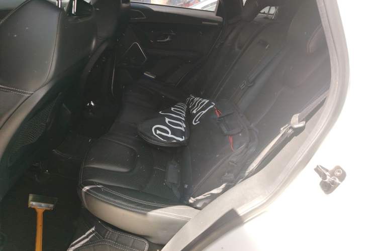 Used Land X7 2015 2.0T Panoramic Prestige Edition Left Rear Seat