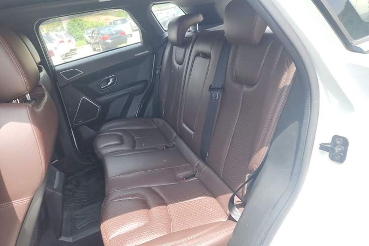 Used Land X7 2015 2.0T Panoramic Prestige Edition Left Rear Seat