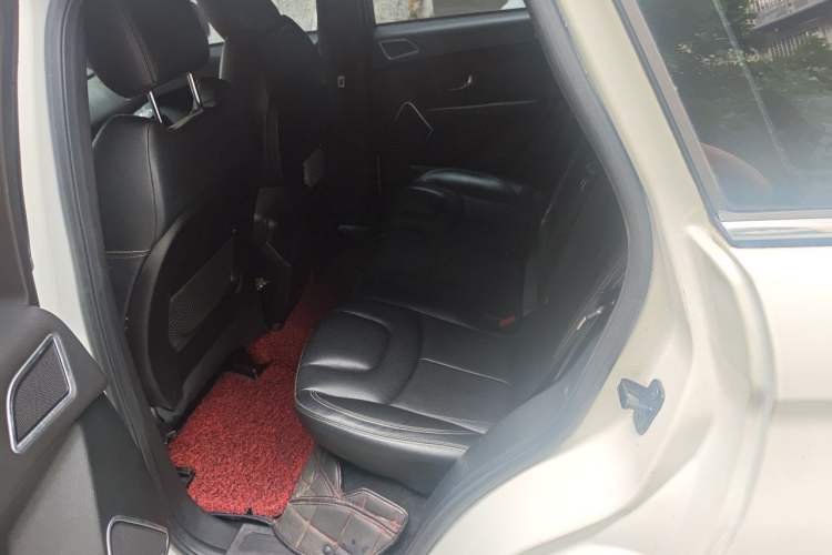 Used Land X7 2015 2.0T Panoramic Flagship Edition Left Rear Seat