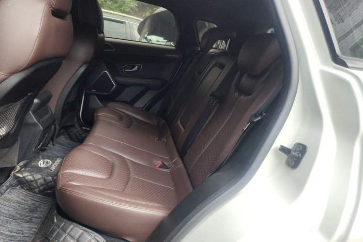 Used Land X7 2015 2.0T Panoramic Flagship Edition Left Rear Seat