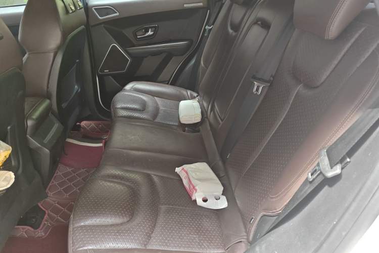 Used Land X7 2015 2.0T Panoramic Prestige Edition Left Rear Seat