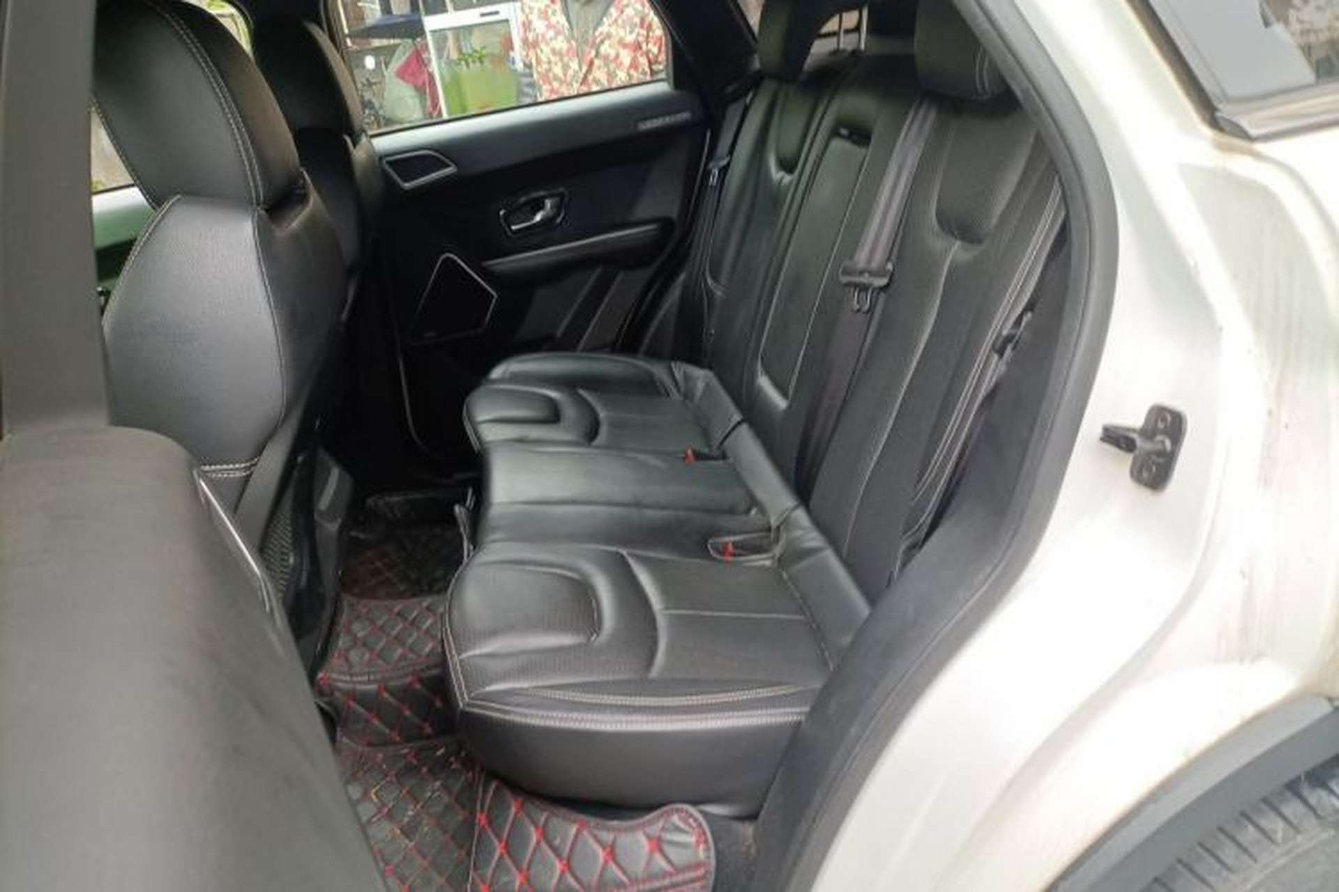 Used Land X7 2015 2.0T Panoramic Prestige Edition Left Rear Seat