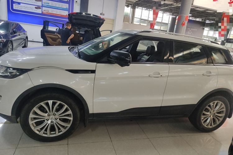 Used Land X7 2015 2.0T Panoramic Prestige Edition Left Side