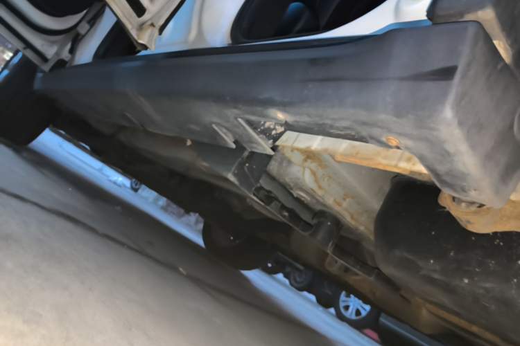 Used Land X7 2015 2.0T Panoramic Prestige Edition Left Side Sill