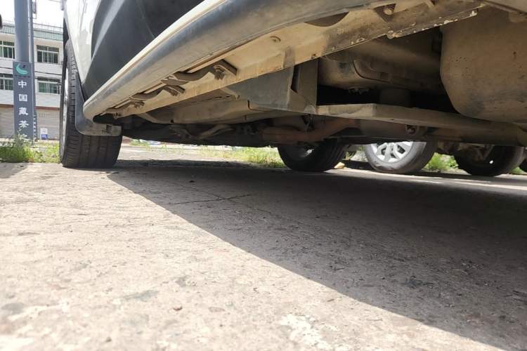 Used Land X7 2015 2.0T Panoramic Prestige Edition Left Side Sill