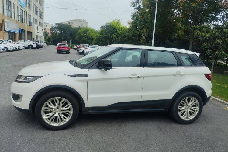 Used Land X7 2015 2.0T Panoramic Prestige Edition Left Side