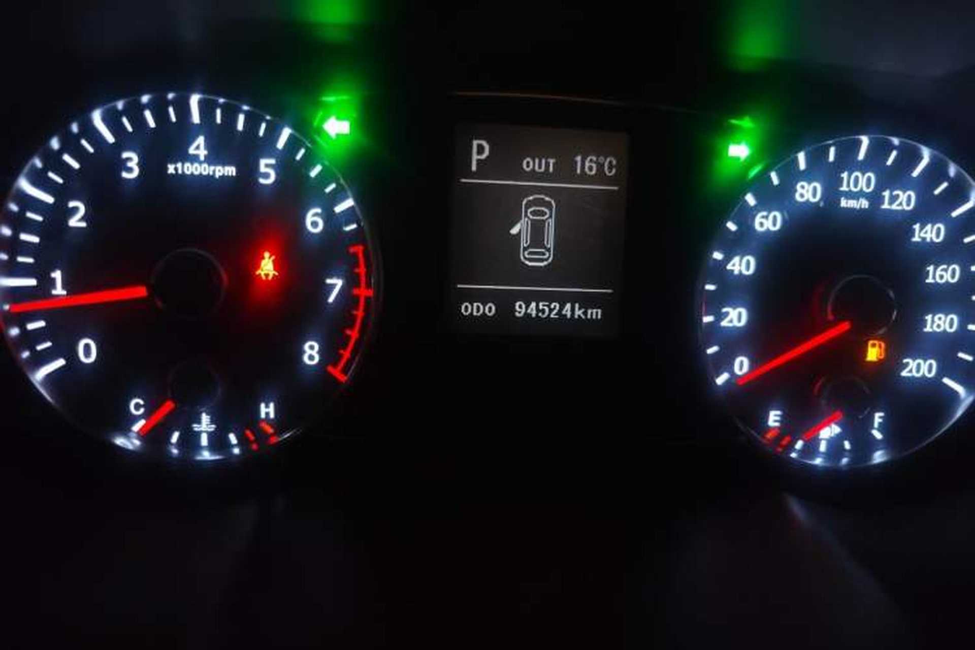 Used Land X7 2015 2.0T Panoramic Flagship Edition Odometer Close Up
