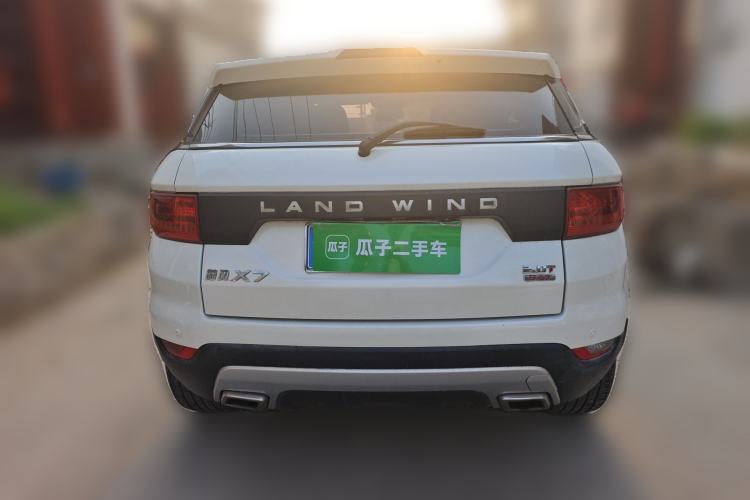 Used Land X7 2015 2.0T Panoramic Prestige Edition Rear