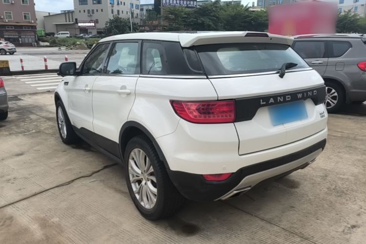 Used Land X7 2015 2.0T Panoramic Prestige Edition Rear Left 45 Deg