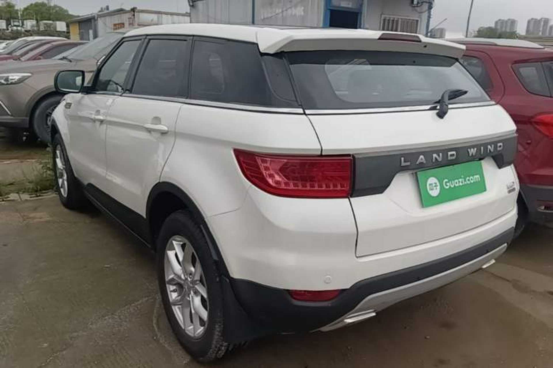 Used Land X7 2015 2.0T Panoramic Luxury Edition Rear Left 45 Deg