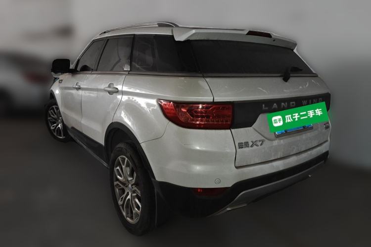 Used Land X7 2015 2.0T Panoramic Flagship Edition Rear Left 45 Deg